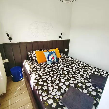 Good Place In Apartment *