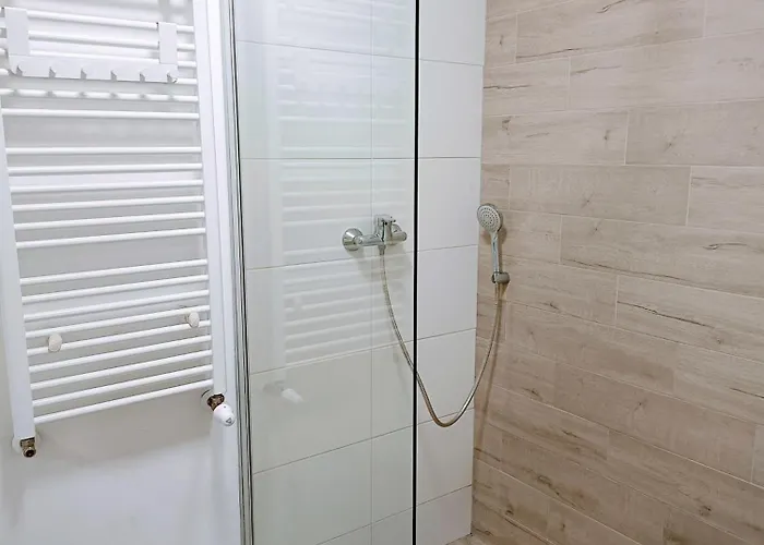 公寓 Good Place In *